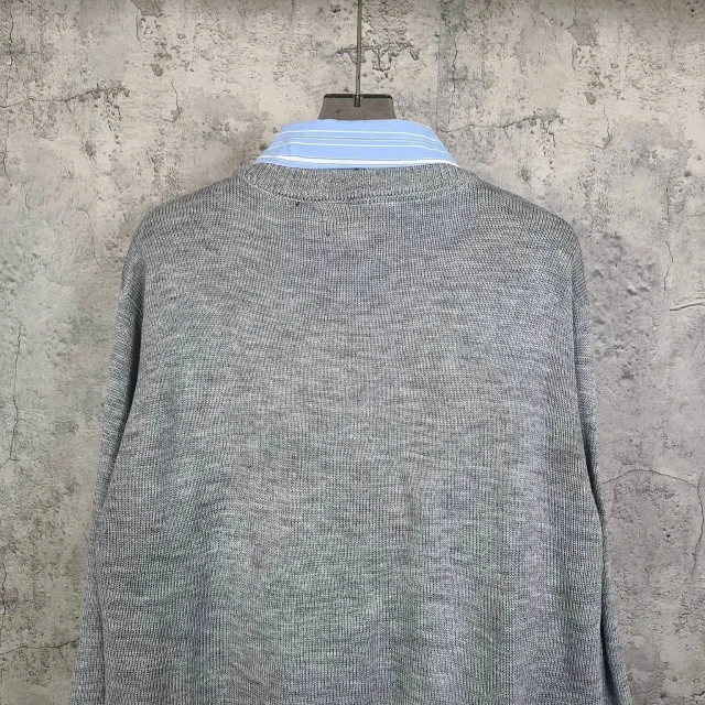 BL AW24 Unisex Preppy Mock Shirt Detail