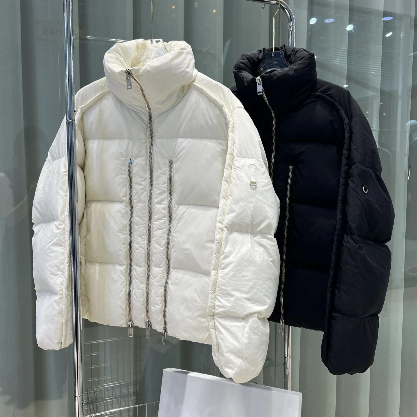 M Women's GENIUS Embroidered Down Jacket