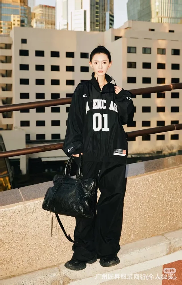 Paris 25SS Unisex Basketball Embroidered Jacket Detail