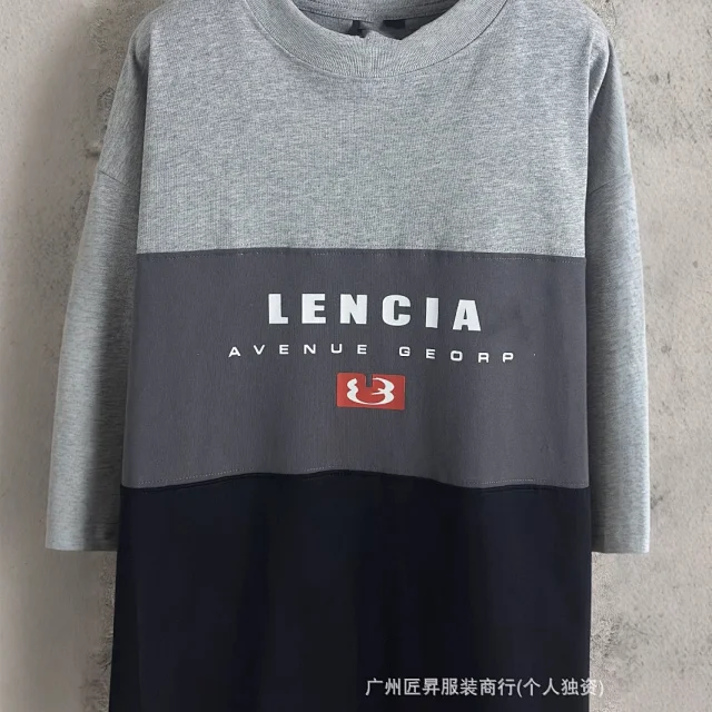 Balenciaga Unisex OS Tee FW25 Tri-Color Detail