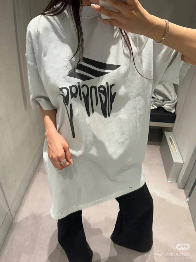 Balenciaga 25SS Distressed Melt Print Tee Detail