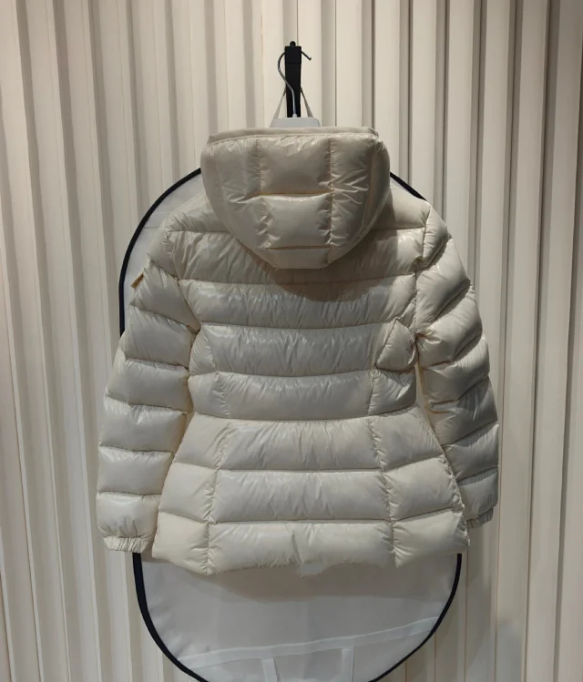 Mengjia 25sM Bara Women's Hooded Puffer Detail