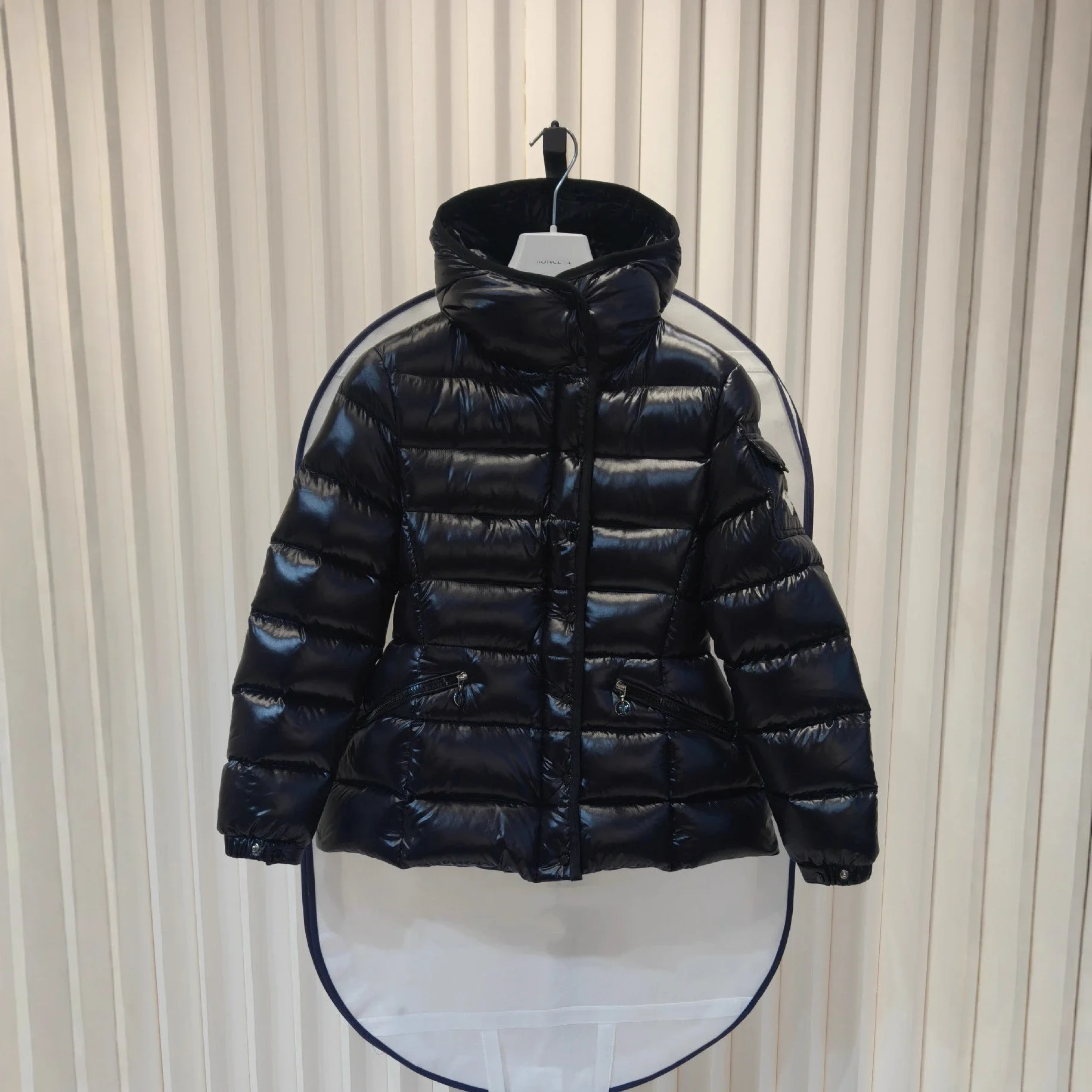 Mengjia 25sM Bara Women's Hooded Puffer