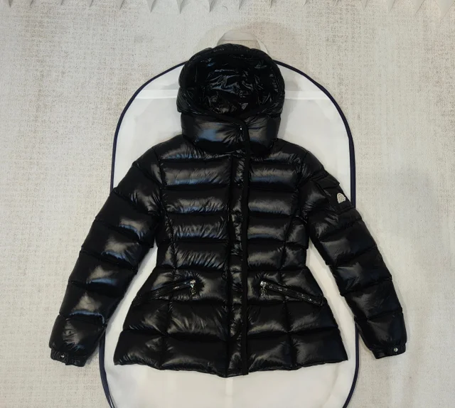 Mengjia 25sM Bara Women's Hooded Puffer Detail