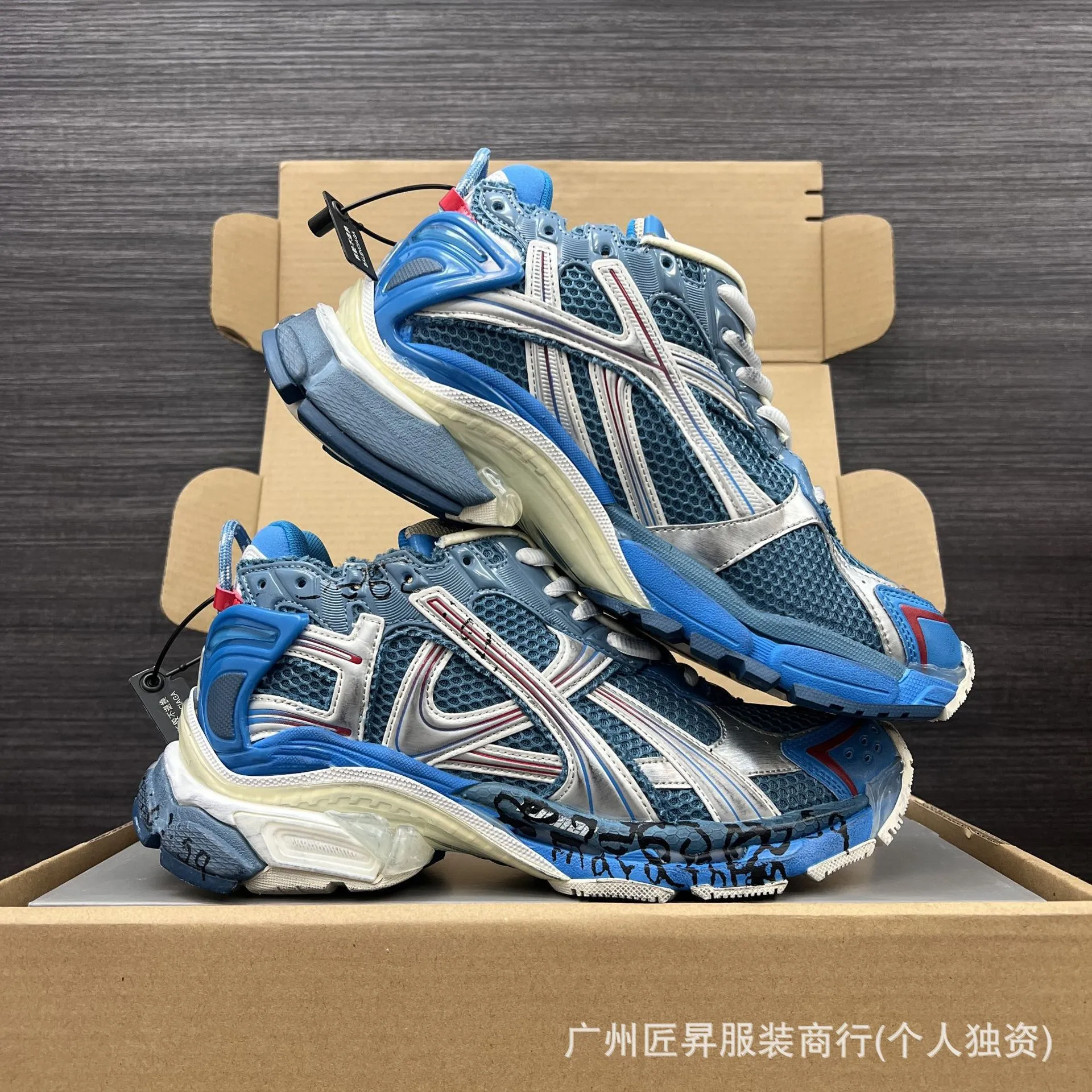 Balenciaga Graffiti Distressed Casual Sneakers SS25