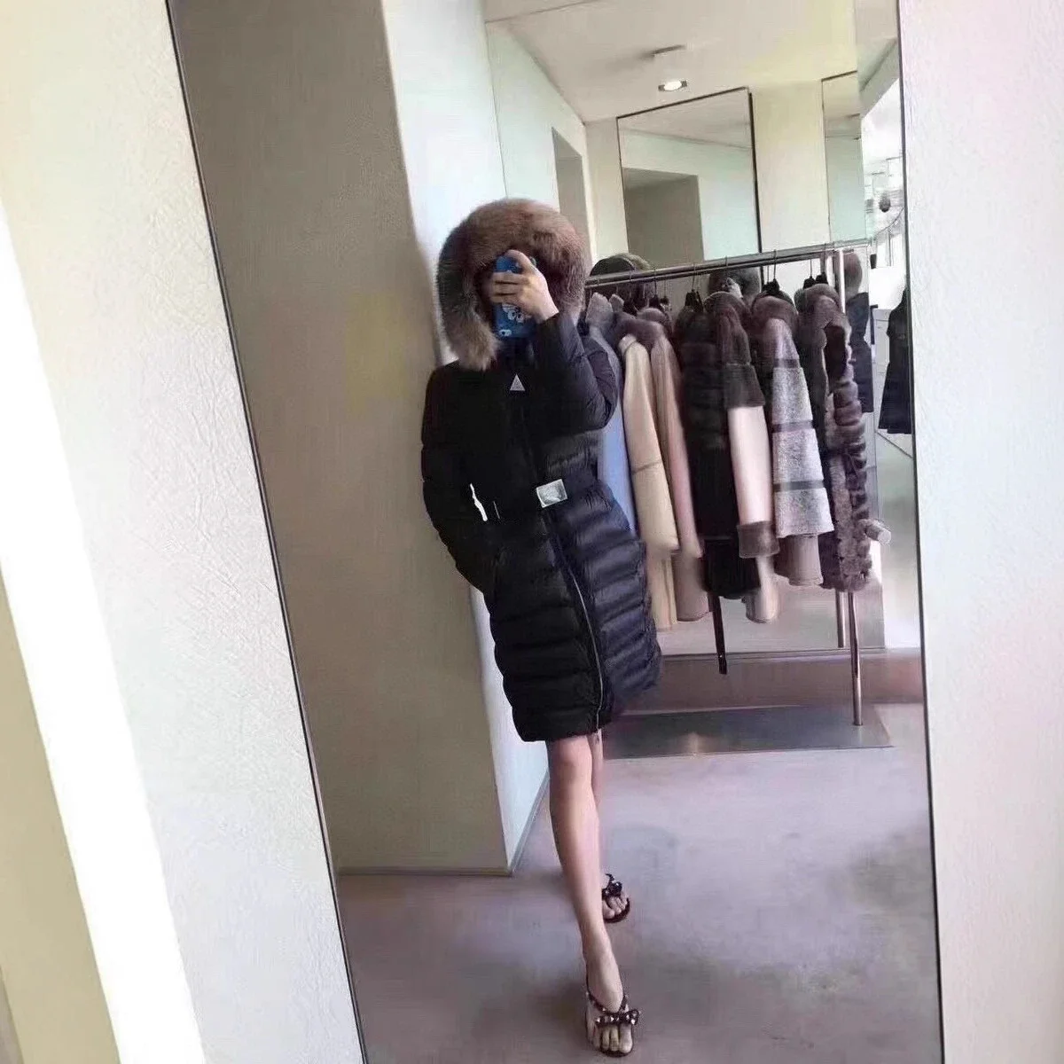 Fur-Trimmed MO Women's Long Down Jacket