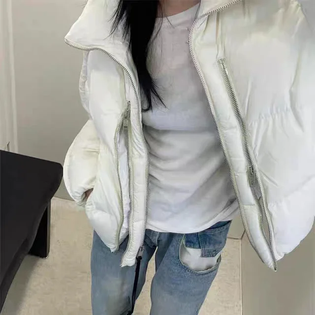 M Women's GENIUS Embroidered Down Jacket Detail