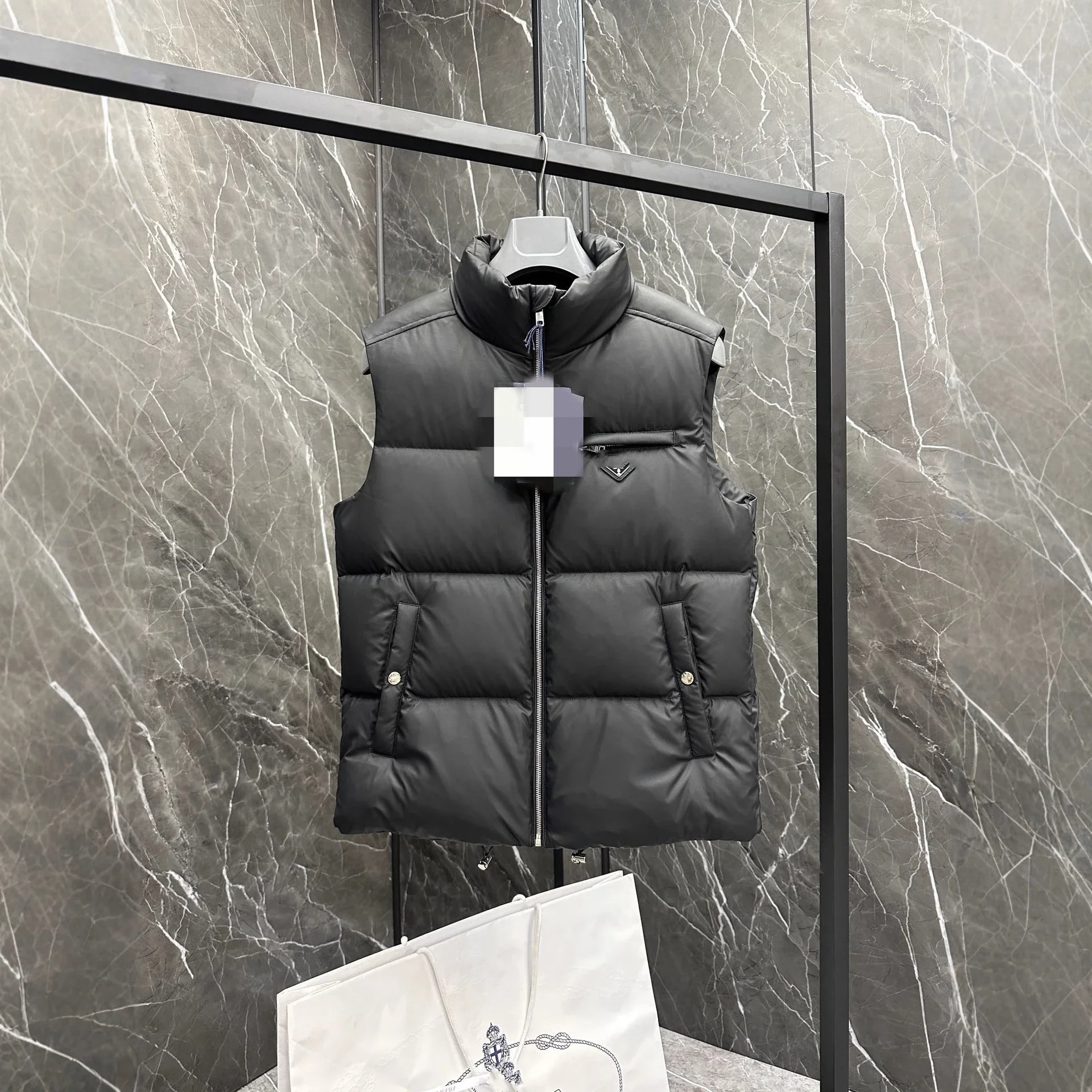 P Men's Triangle Logo Mandarin Vest