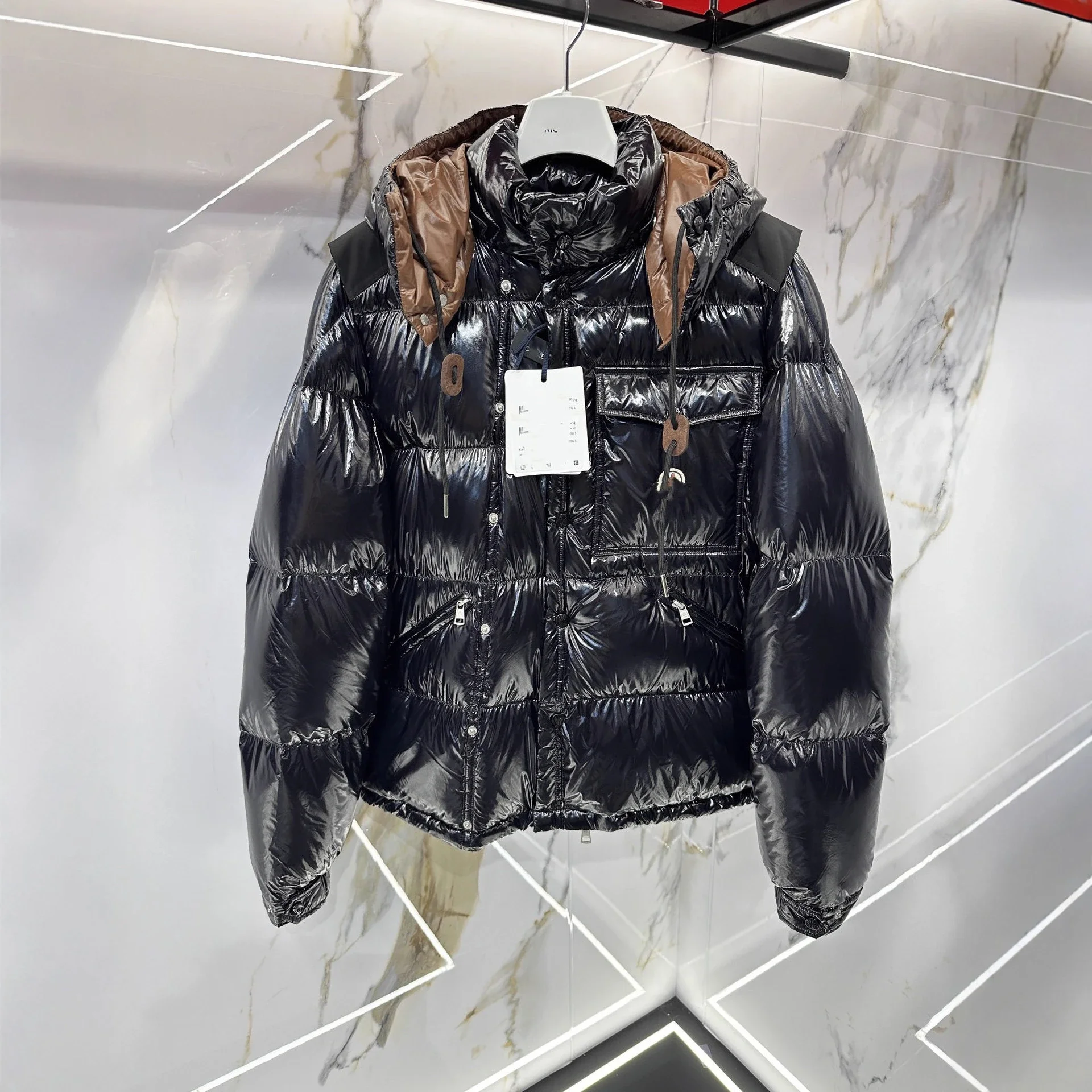 Mengjia Karakorum Men's Cropped Hooded Puffer
