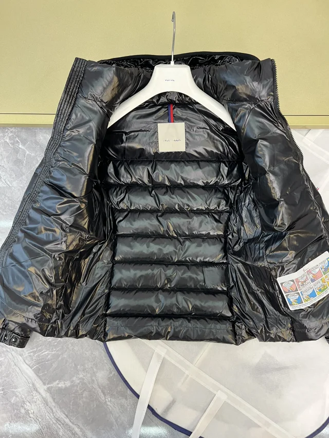New Women's Bady Slim-Fit Down Jacket Detail