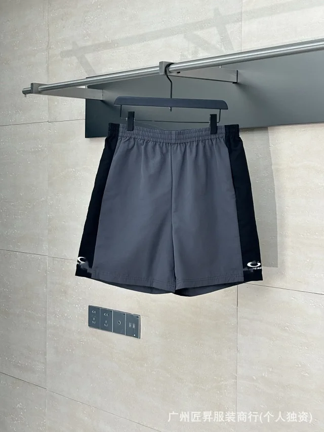 Streetwear Logo Embroidered Quick-Dry Running Shorts Detail