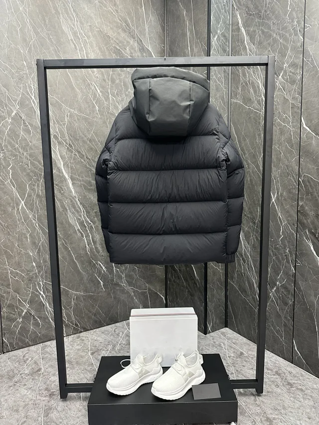 Madeir Premium Black Hooded Down Jacket Detail