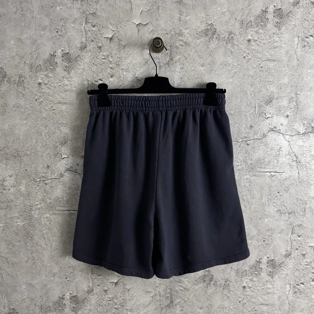 B SS25 OS English Embroidery Shorts Detail