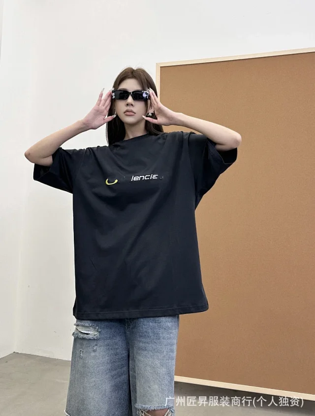 B Unisex Embroidered Drop-Shoulder T-Shirt Detail
