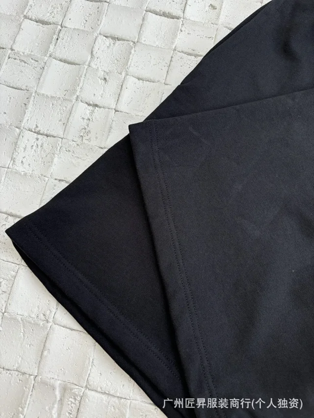 LB 3M Reflective Letter Print Shorts Detail