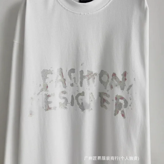 Balenciaga New SS25 Glitter Unisex Tee Detail
