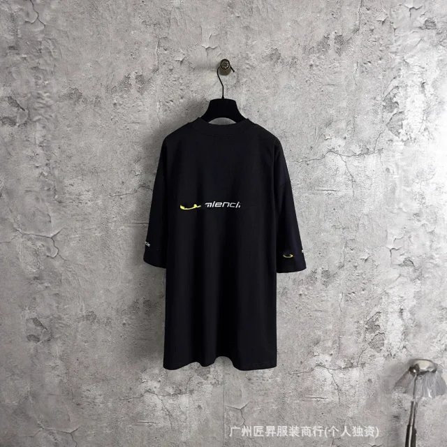 Balenciaga New Unisex Embroidered Oversized T-Shirt Detail