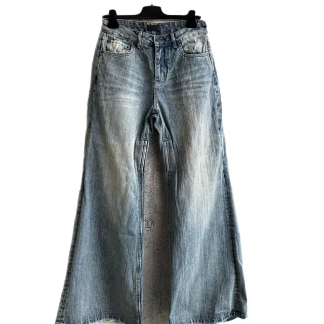 B SS25 Distressed Wide Leg Jeans Detail
