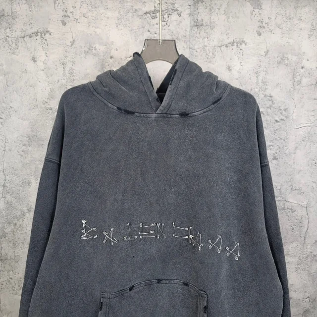 Paris AW24 Pin Logo Distressed Hoodie Unisex Detail