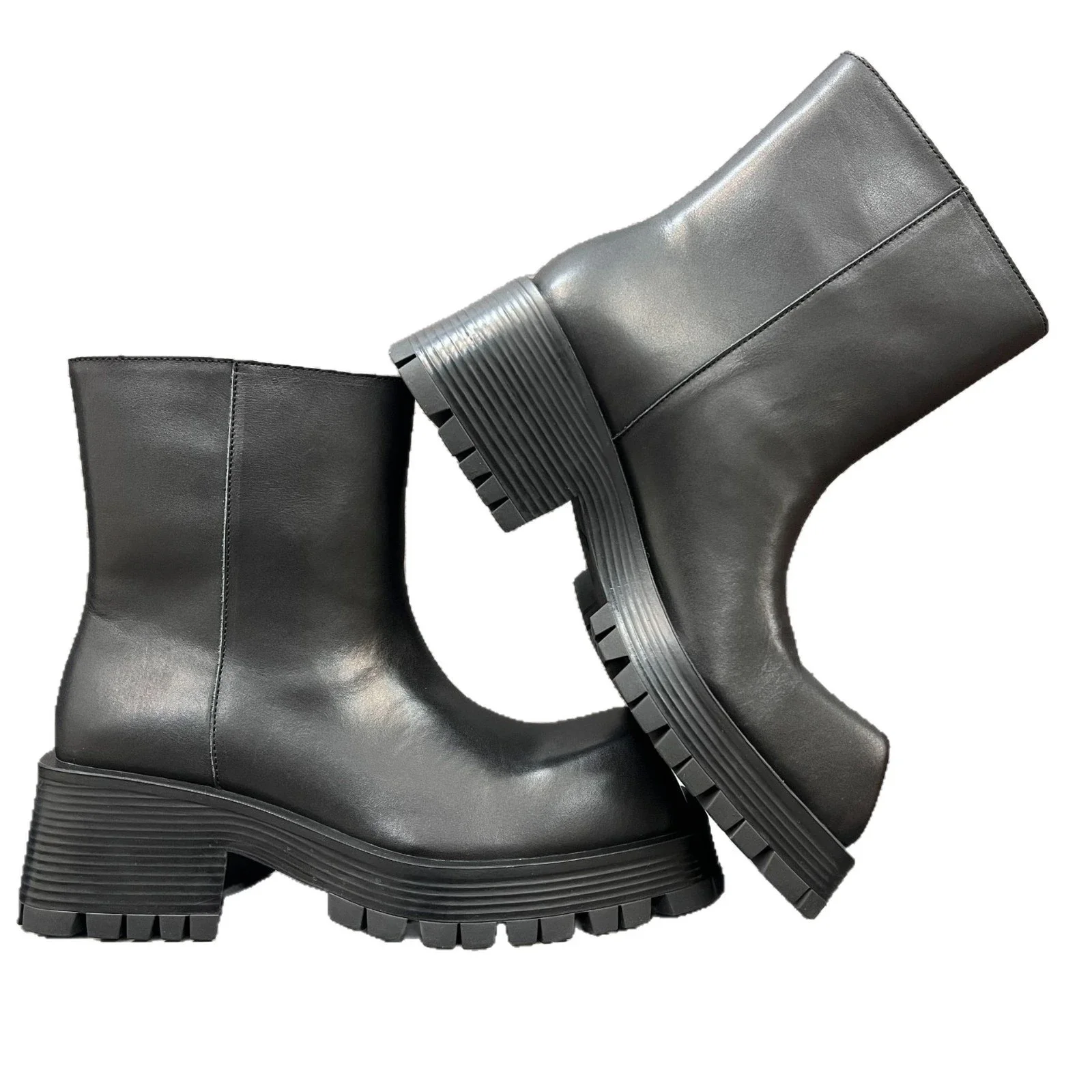 Men's Balenciaga SS25 Leather Ankle Boots