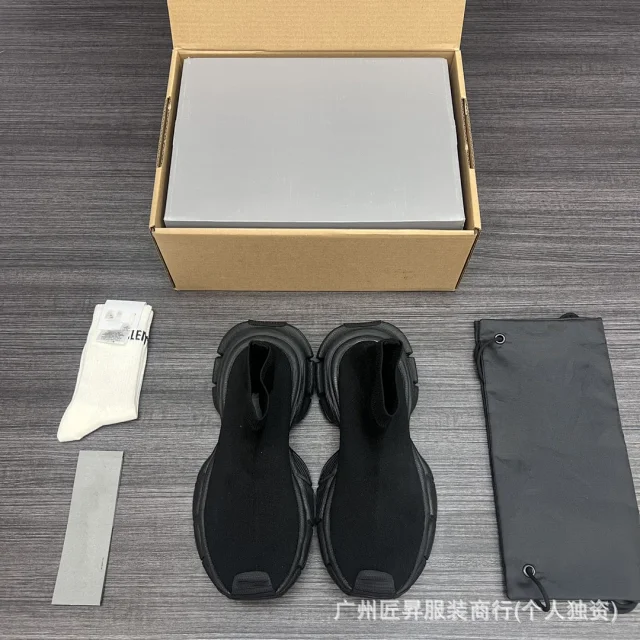 Balenciaga 3XL Sock Boots B/W 25SS Detail