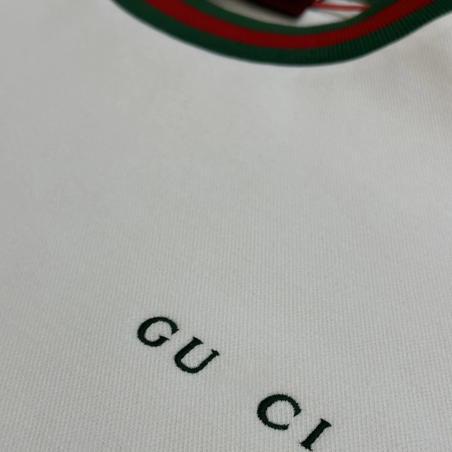 GU Tape Embroidery Sweatshirt 2025 AW
