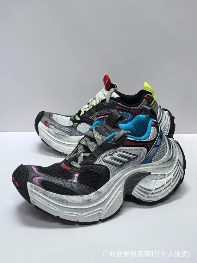 Balenciaga Paris 6XL Original Dad Shoes Detail