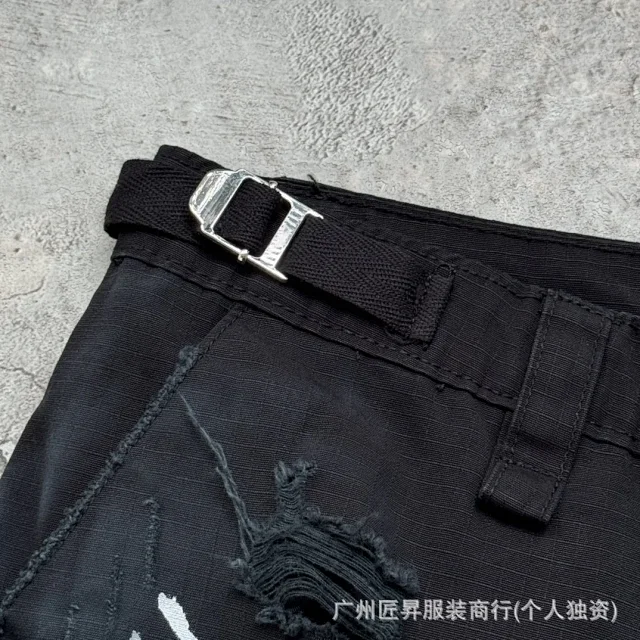 B 25SS Paris Distressed Cargo Shorts Detail