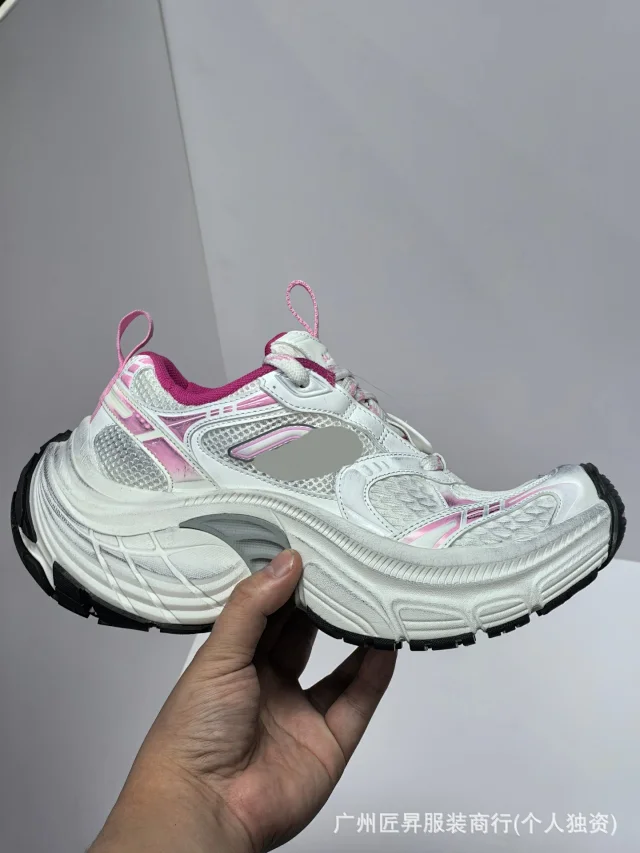 Unisex CB Paris 10 Platform Sneakers Detail