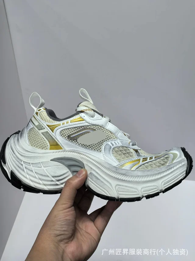 Unisex CB Paris 10 Platform Sneakers Detail