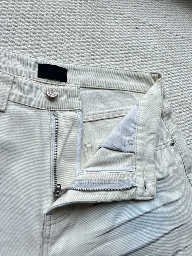 Exclusive Balenciaga Distressed Jeans SS25 Detail