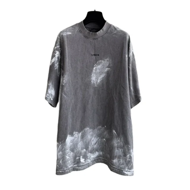 Paris Home Spring Couple Distressed Tee Detail