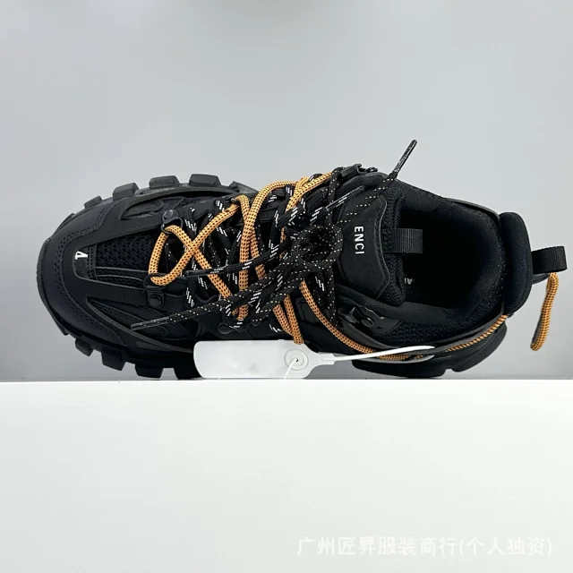 Balenciaga Unisex Dad Shoes 3.0 Lace-Up Detail