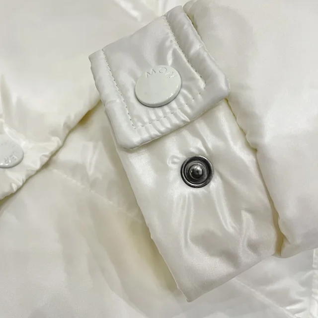 Maire New Yuhuang Shiny Unisex Parka Detail
