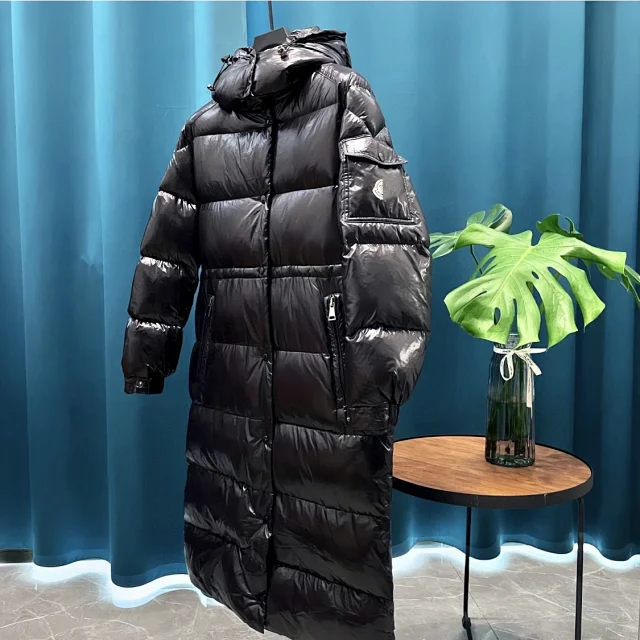 Maire New Yuhuang Shiny Unisex Parka Detail