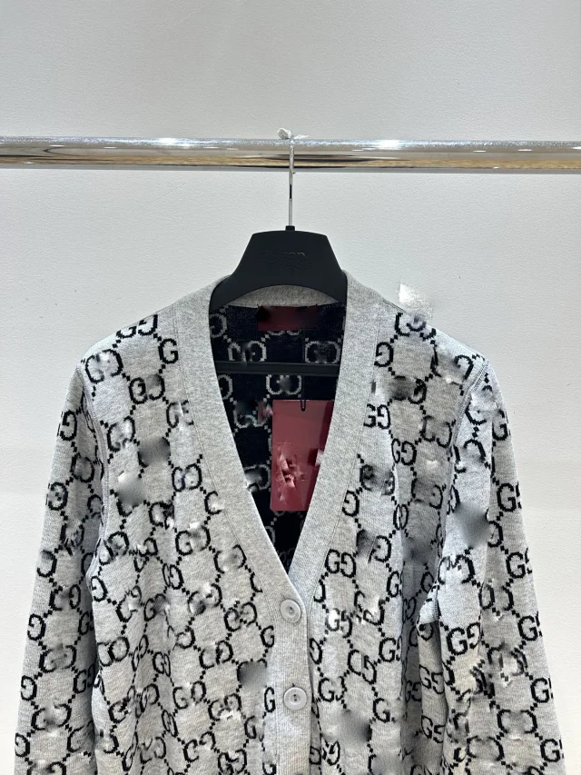 Gucci Monogram Reversible V-Neck Cardigan Detail