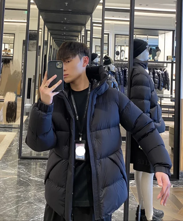 Meng's 25ssM Madeira Men's Color-Block Hooded Puffer Detail