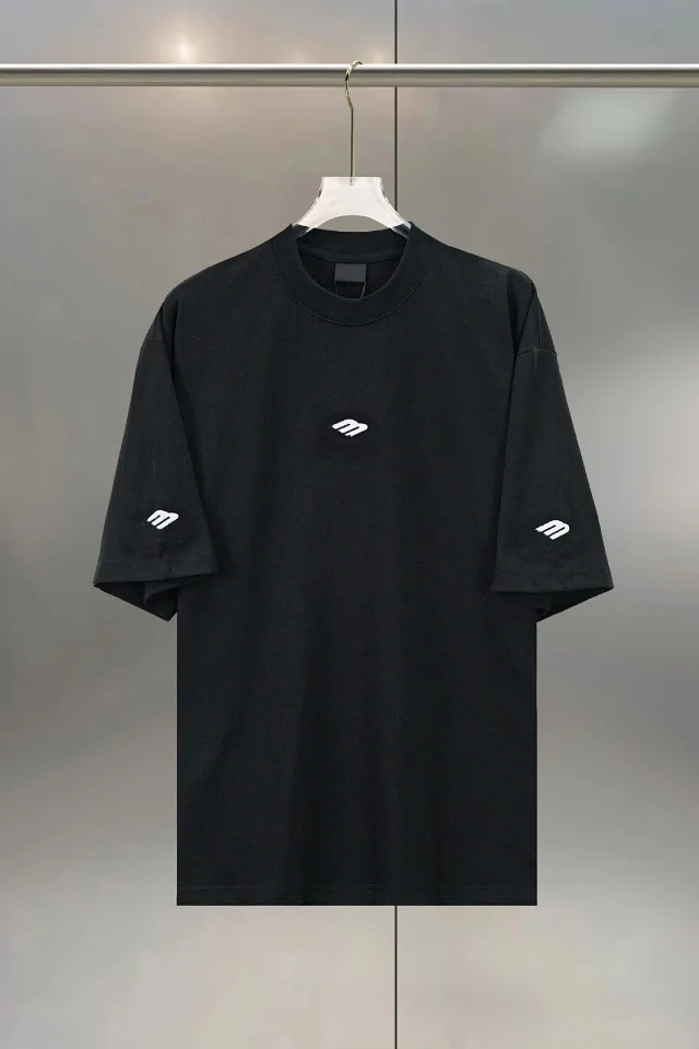 B New Unisex Ski Tee Oversized Detail