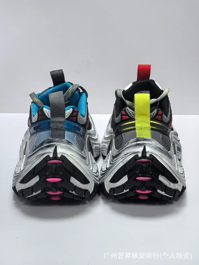 Balenciaga Paris 6XL Original Dad Shoes Detail