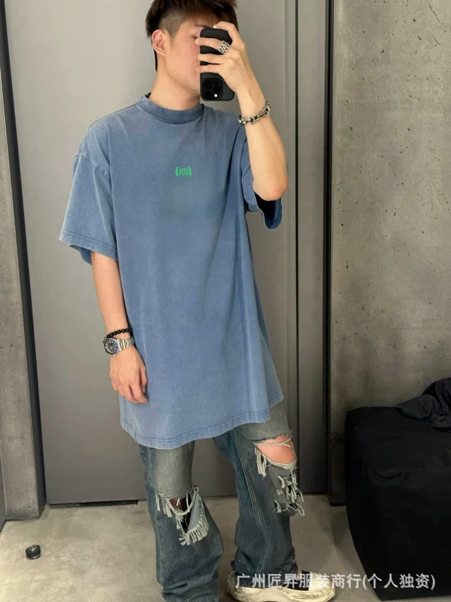 B Unisex Loose Embroidered Wheat T-Shirt Detail