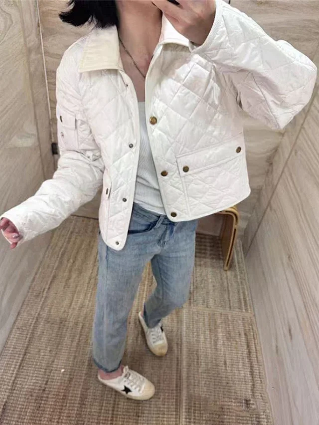 Mengjia New Chitre Diamond-Quilted Down Jacket Detail