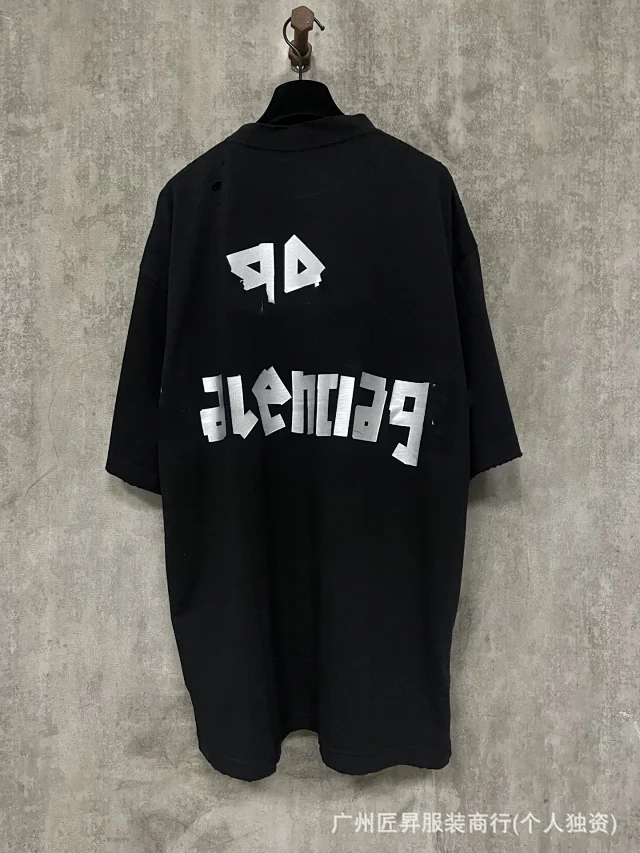 Authentic Balenciaga Graphic Distressed Heavyweight Tee Detail