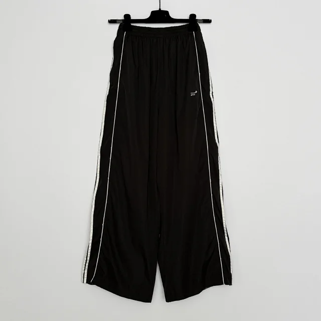 Balenciaga Embroidered 5-Stripe Sport Set Detail