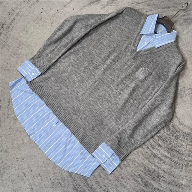 BL AW24 Unisex Preppy Mock Shirt Detail