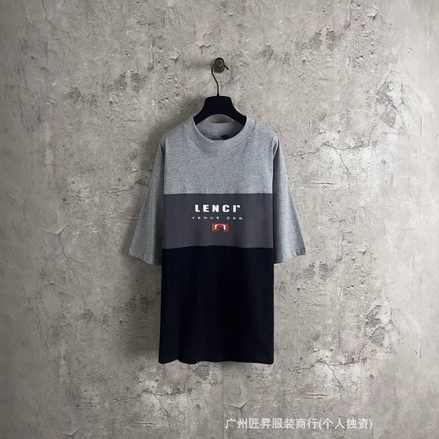Balenciaga Unisex OS Tee FW25 Tri-Color Detail