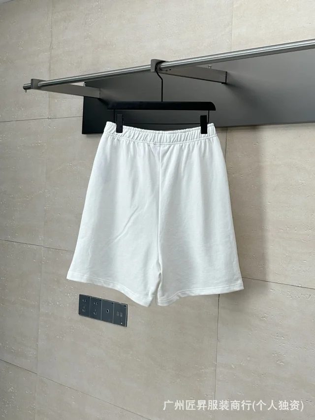 Balenciaga New Embroidered Oversize Unisex Shorts Detail