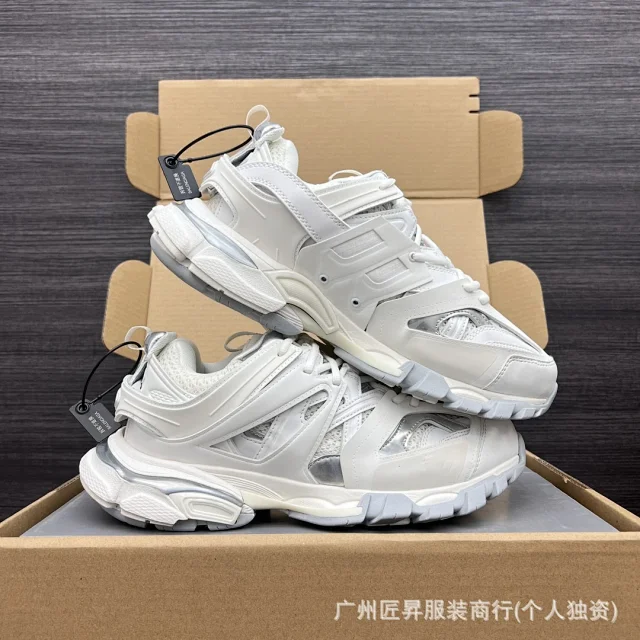 Authentic Balenciaga Outdoor 3rd Gen SS25 Shoes Detail