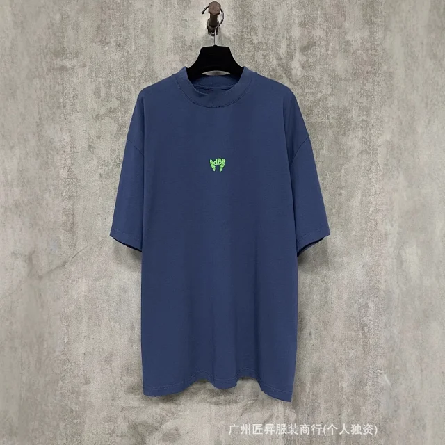 B Unisex Loose Embroidered Wheat T-Shirt Detail