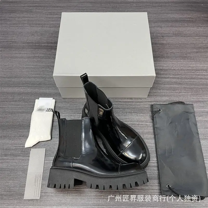Duzhe B Men's Minimalist Leather Boots