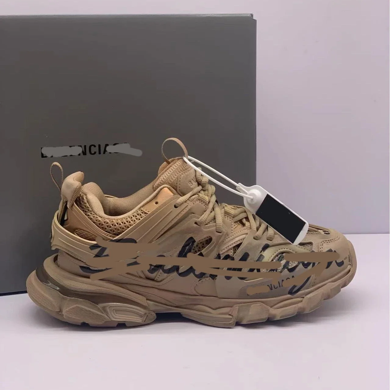 Ceiling B Low-Top Graffiti Dad Shoes